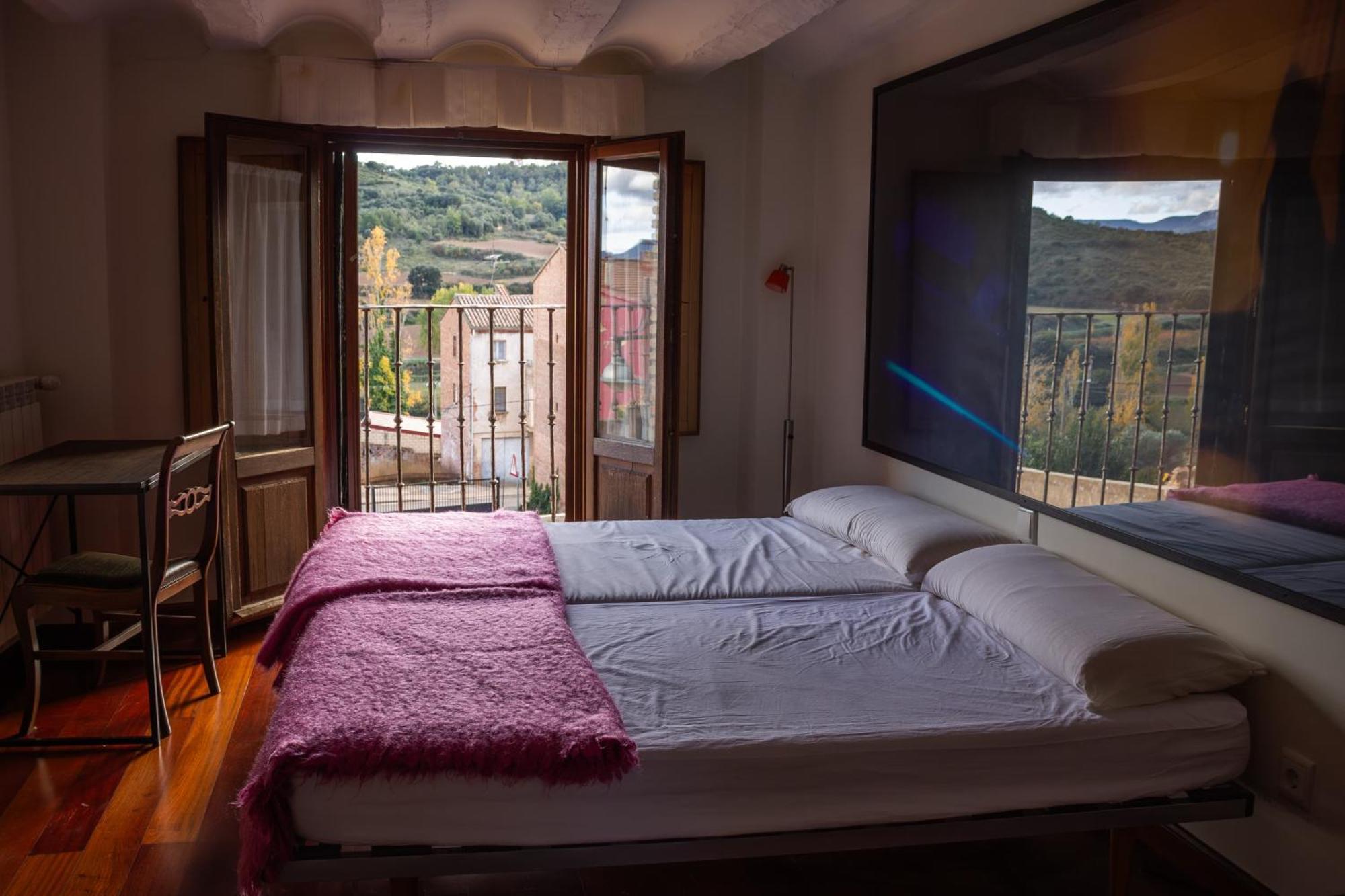 Alojamiento Rural Coliving Sojuela Екстер'єр фото